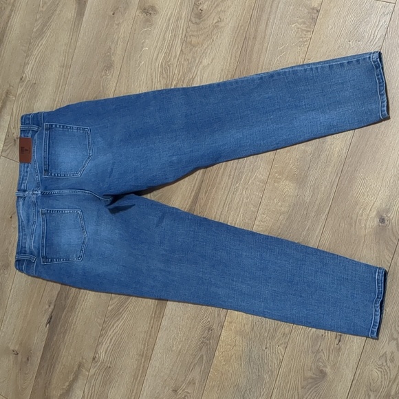 FRYE women's medium wash blue denim mid-rise skinny jeans SZ 12 - Picture 4 of 9